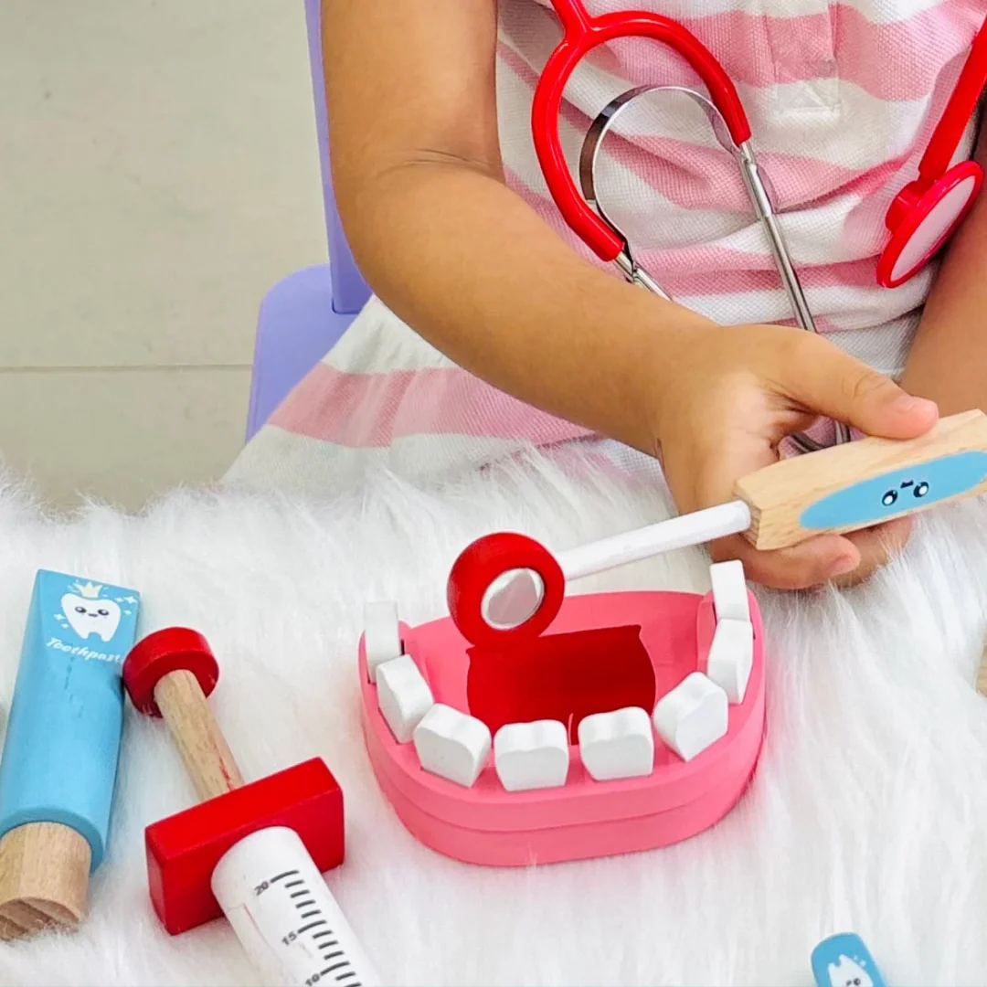 Premium Wooden Little Dentist Pro Kit